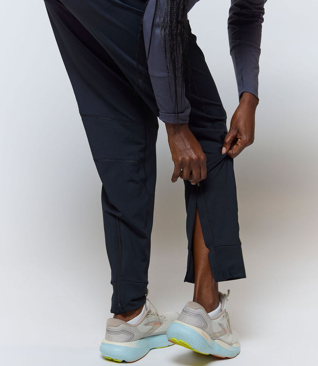 Valia Women's Black Jogger Pants