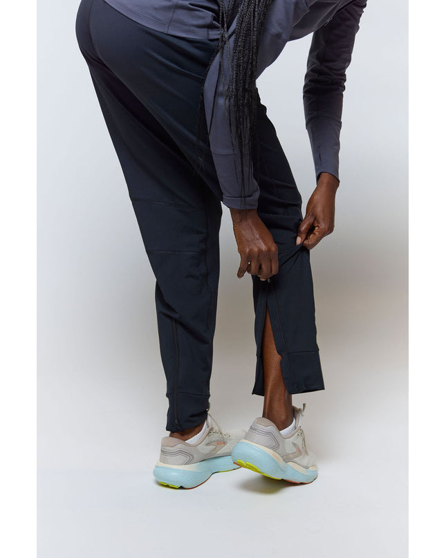 Valia Women's Black Jogger Pants