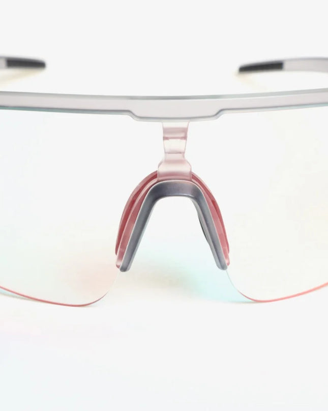Genesis France 2026 – Photochromic Sport Sunglasses