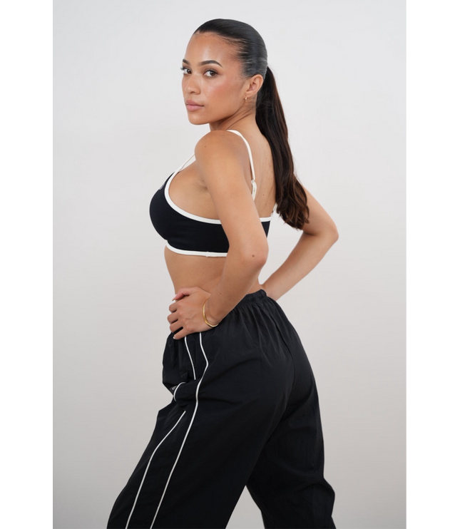 I Accept Change with Grace Black Versatile Relaxed Fit Pant