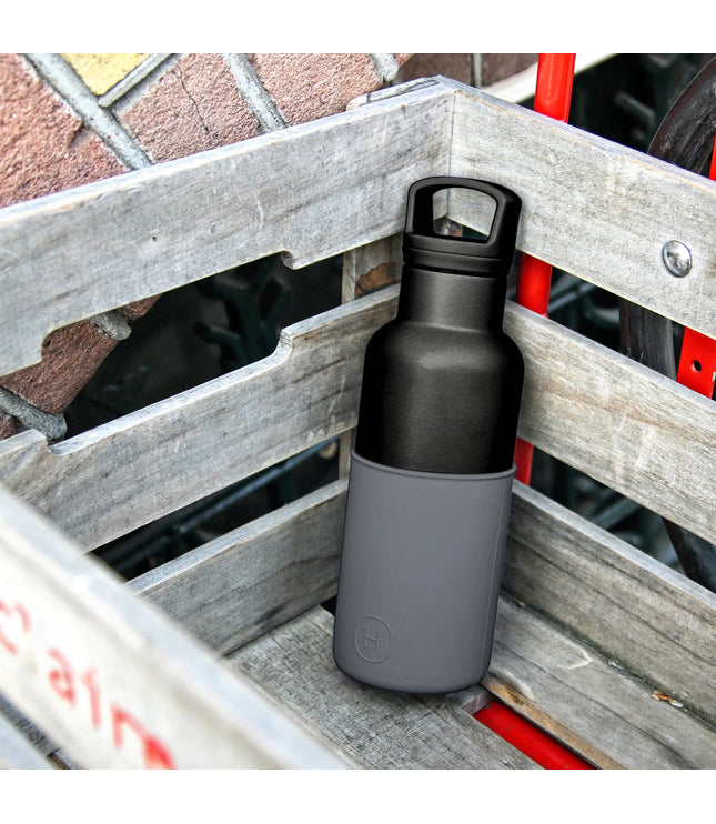 Black-Metallic Grey 16 Oz