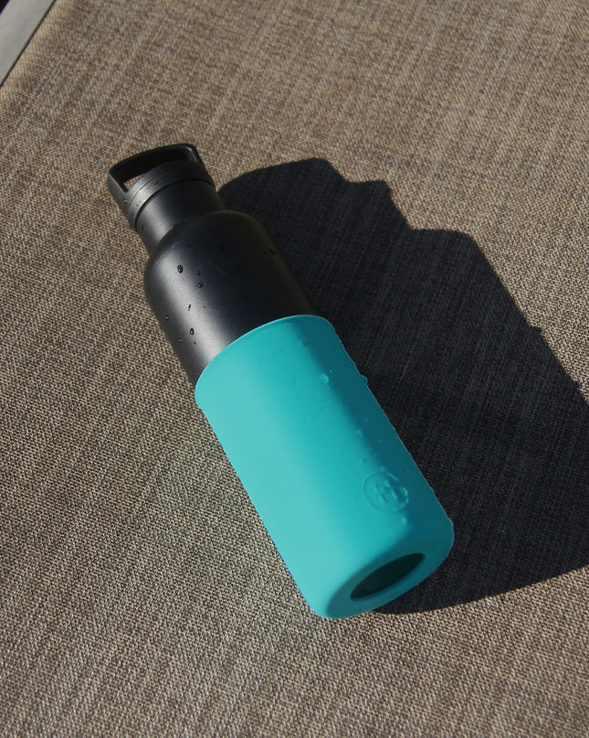 Black-Aquamarine 20 Oz