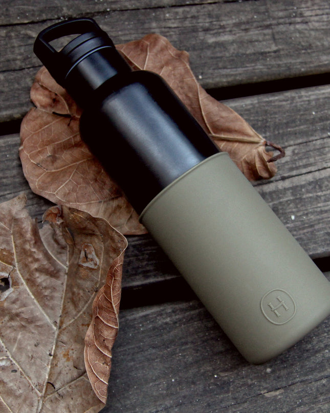 Black-Seaweed Green 20 Oz