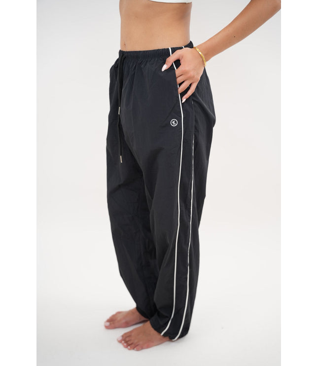 I Accept Change with Grace Black Versatile Relaxed Fit Pant