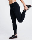 Black / M