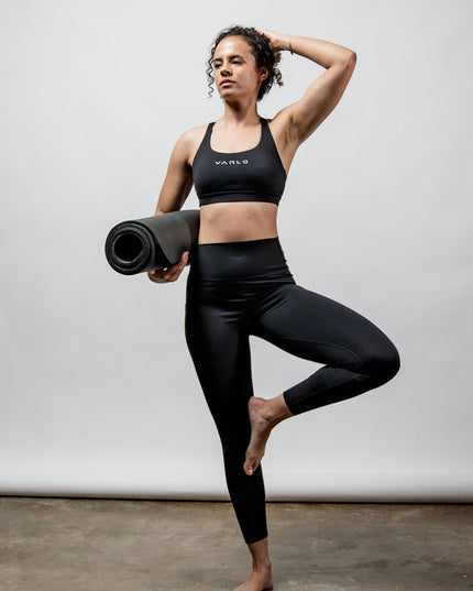 Women's SOHO Cross Back Sports Bra (Black)