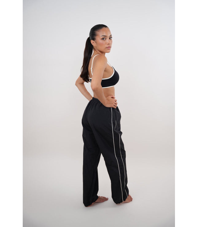 I Accept Change with Grace Black Versatile Relaxed Fit Pant