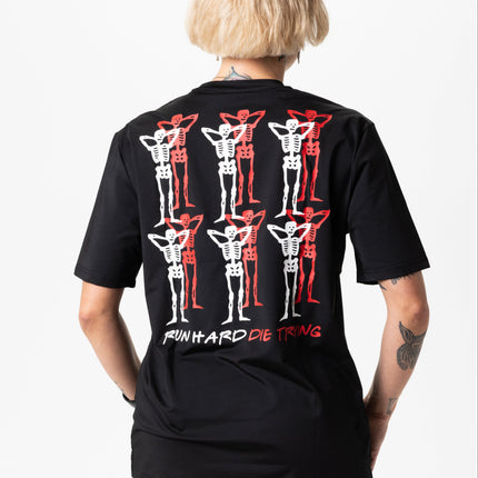 PACE PARTNERS RUN TEE, UNISEX - BLACK