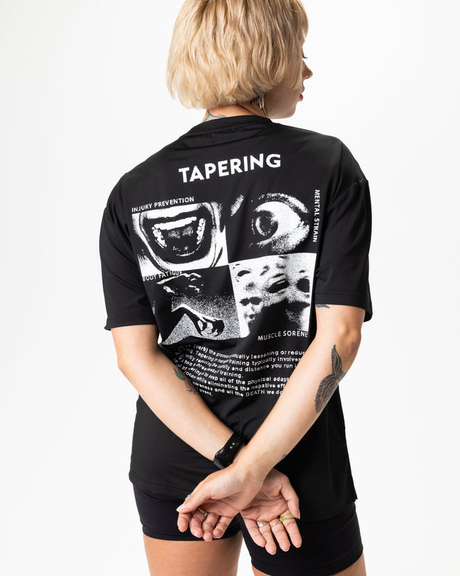 TAPERING RUN TEE, UNISEX - BLACK