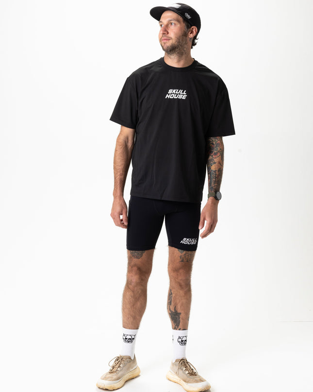 TAPERING RUN TEE, UNISEX - BLACK