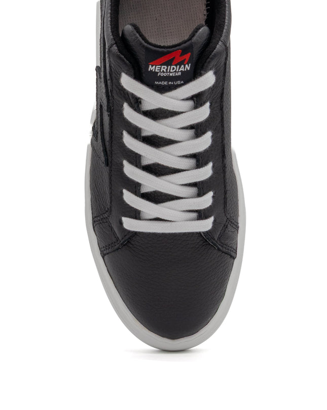 601 Solid | Black