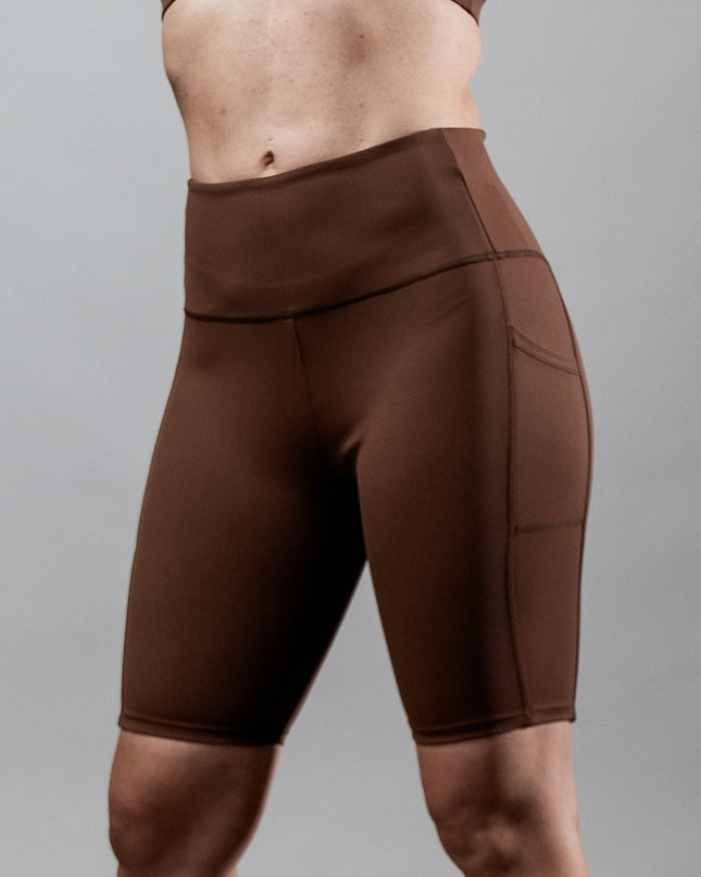 Women's SOHO Fitness Shorts 8" (City Mocha)