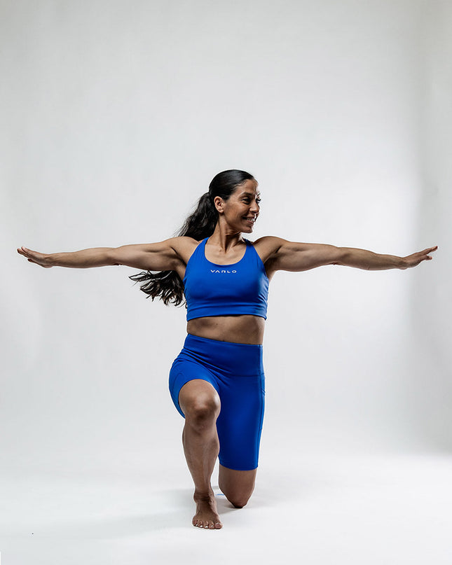 Women's SOHO Fitness Shorts 8" (Neo Blue)