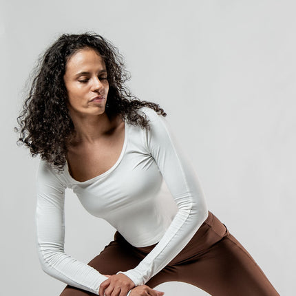 Women's Terra Recovery Arc Long Sleeve Crop (White)