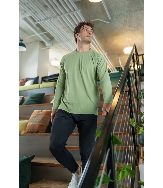 ALIVE unleashed long sleeve