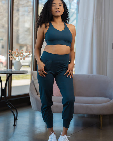 GRAVITY resilient jogger