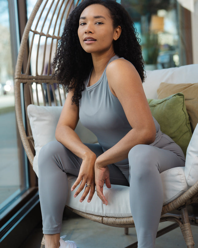 GRAVITY strength StayForm legging