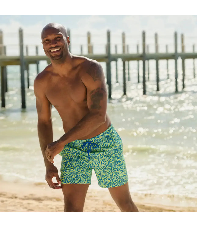 Men’s Premium Compression-Lined Hybrid Shorts – Deco Maze-Key Lime