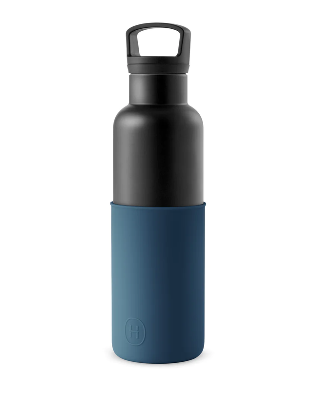 Vacuum Insulated Water Bottle - Black 20 oz