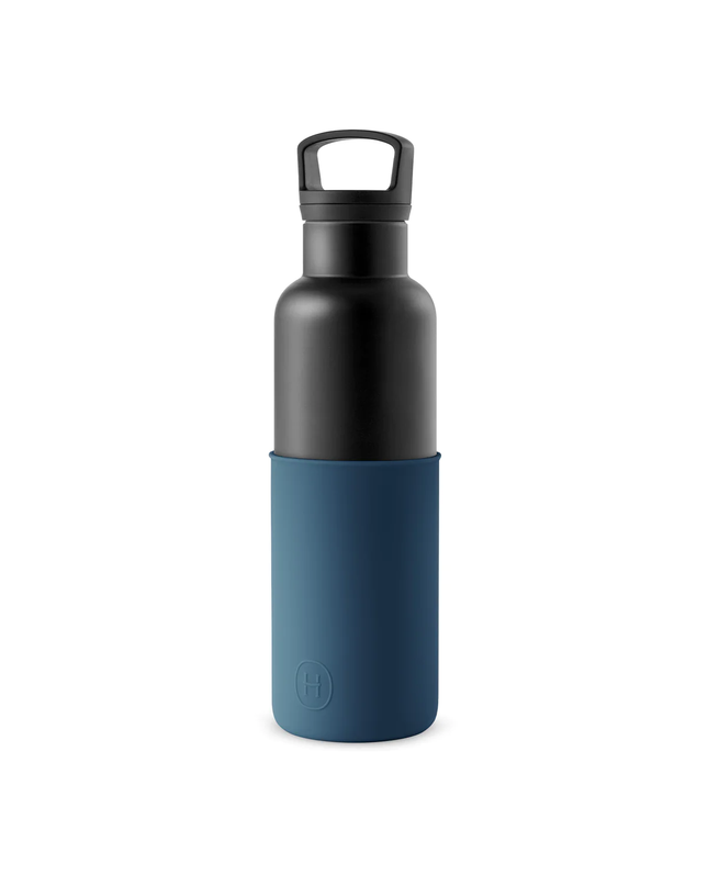 Vacuum Insulated Water Bottle - Black 20 oz