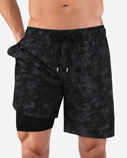 Men’s Premium Compression-Lined Hybrid Shorts – Street Camo