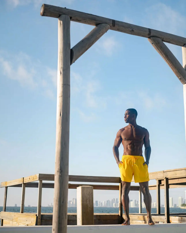 Men’s Premium Compression-Lined Hybrid Shorts – True Yellow